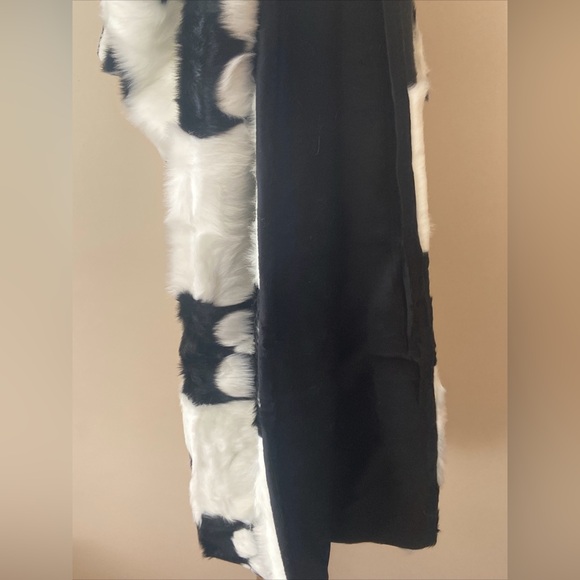 Cynthia Rowley CuRious New York Moda Skulls Knit Throw Blanket - 50x60” - Picture 13 of 13